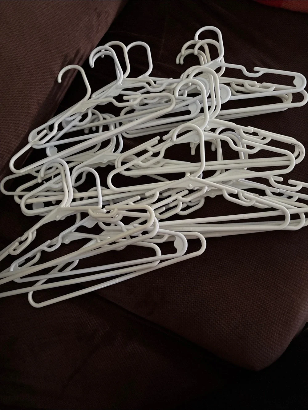 30 kids White Plastic Closet Hangers - Multipack Organizer